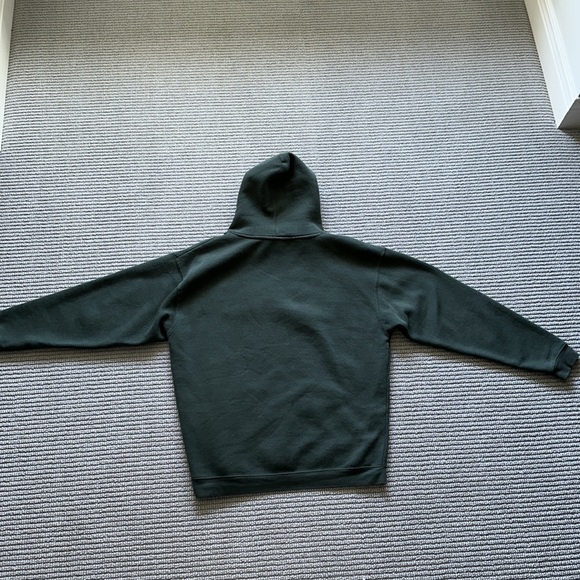 Sea Island dark green embroidery hoodie size LARGE - Picture 5 of 6